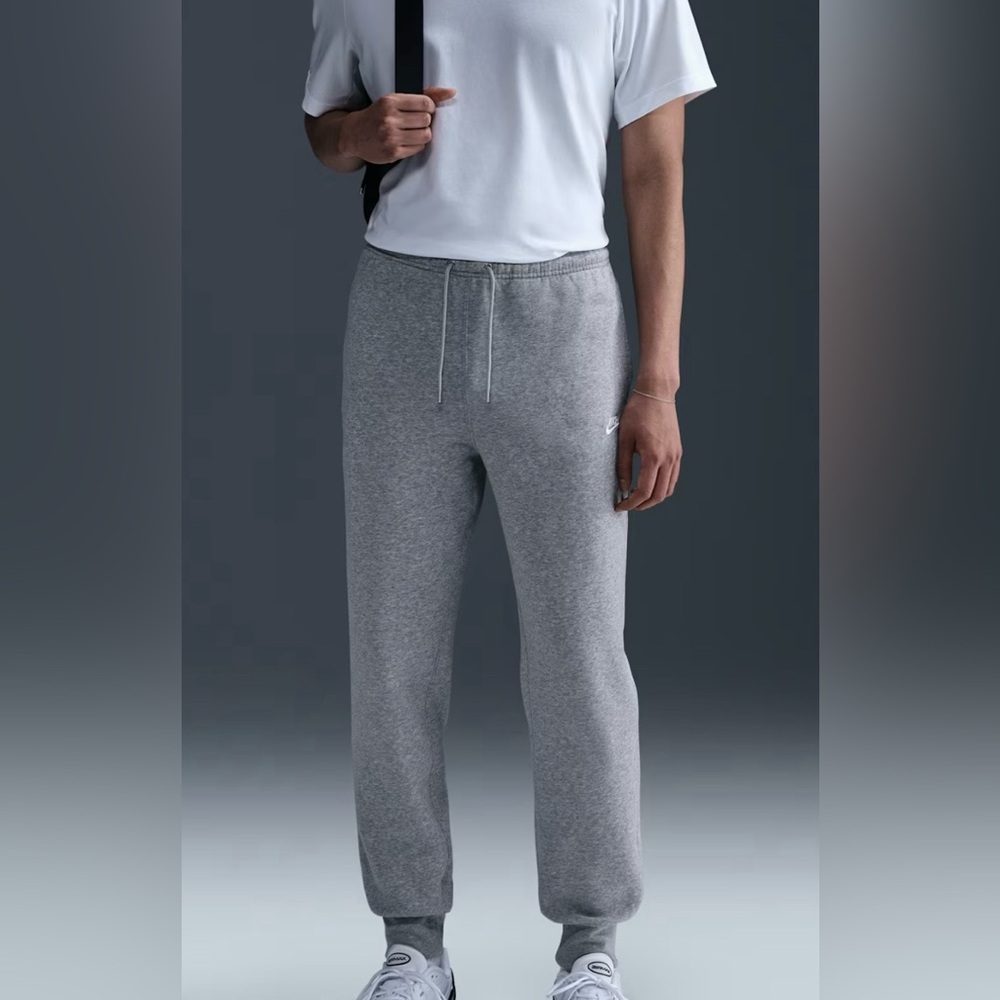 Nike club fleece joggers